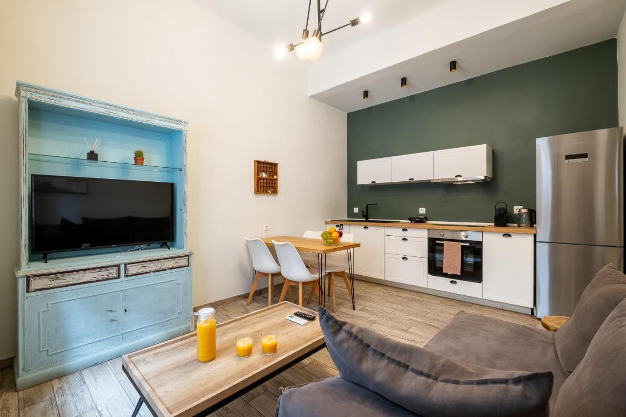 Central5 Boutique Apartments With Common Garden Next To Metro Ateny Zewnętrze zdjęcie