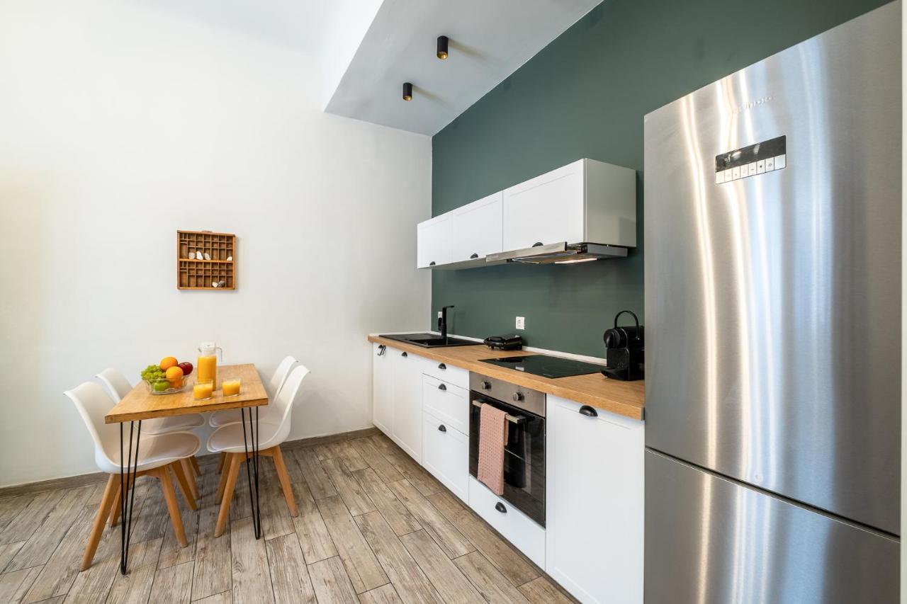 Central5 Boutique Apartments With Common Garden Next To Metro Ateny Zewnętrze zdjęcie